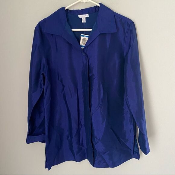 Charter Club Women’s Button Front Navy Blue Holiday Inn Shirt - Picture 1 of 4